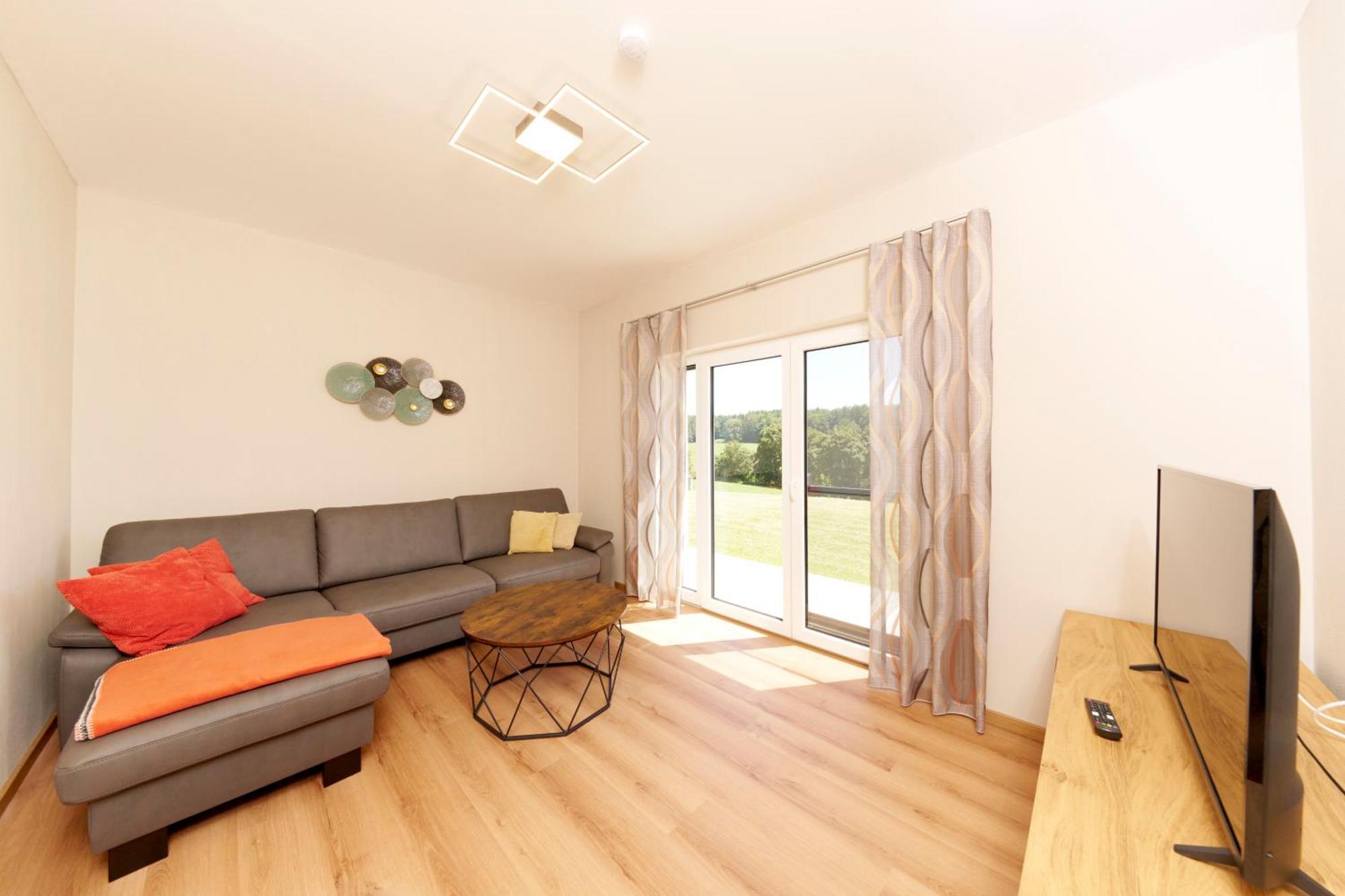 Wo Sich Kuh, Fuchs Und Hase Gute Nacht Sagen Apartamento Wolfsegg Exterior foto